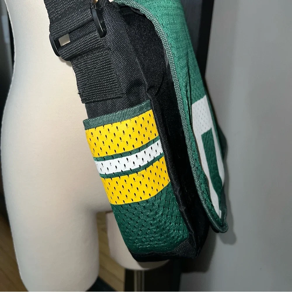 NWOT Green Bay Packers Shoulder Bag & NWT ID Coin Purse